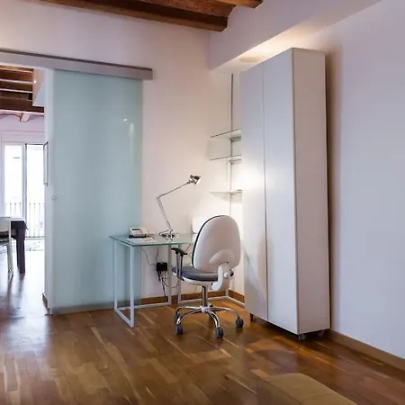 Moderno Y Auténtico En El Corazón De Poble Sec *