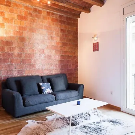 Moderno Y Autentico En El Corazon De Poble Sec Barcelona