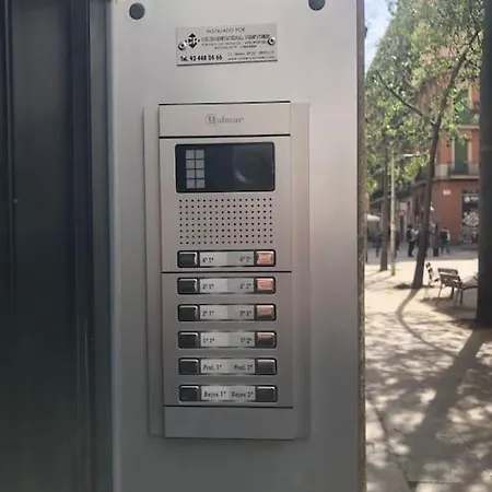 Moderno Y Autentico En El Corazon De Poble Sec Lejlighed *